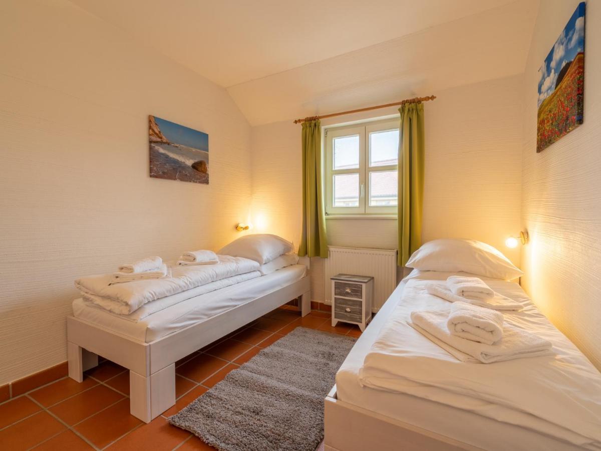 Feriendorf Rugana - Komfort Appartement Mit 2 Schlafzimmern Und Terrasse D03 Dranske Ngoại thất bức ảnh